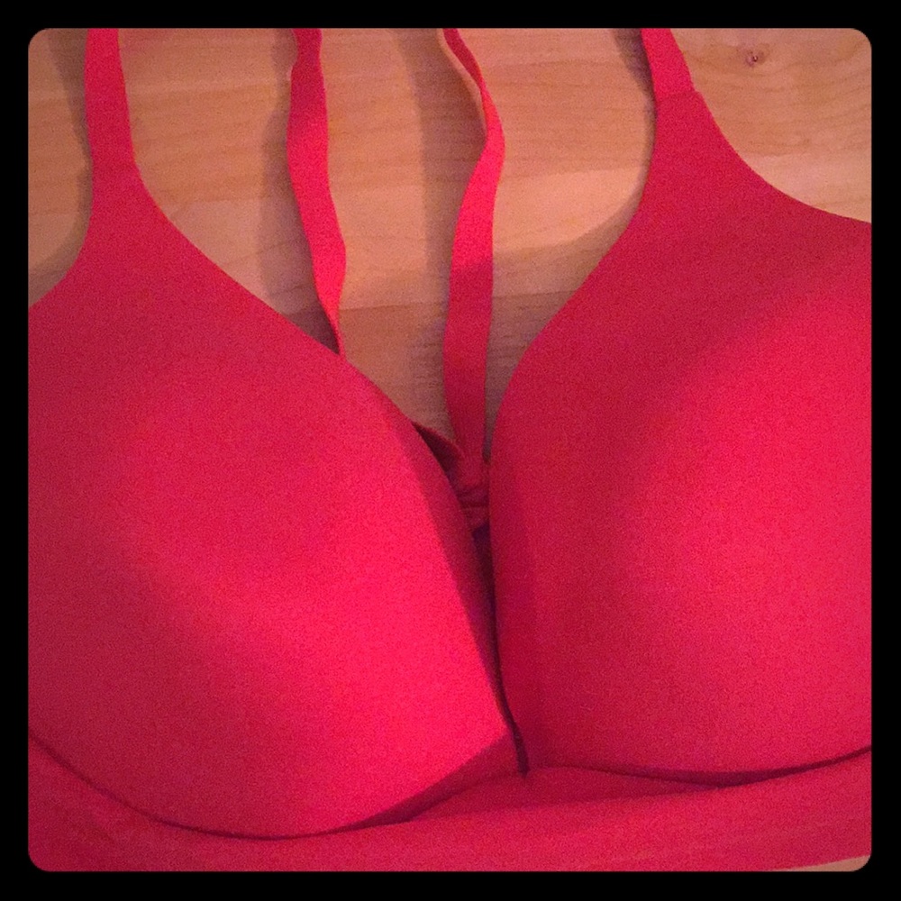 Victoria’s Secret Body By Victoria Lounge Bra!!